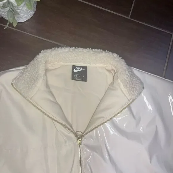 Nike Icon Clash Synthetic Fill Jacket Oatmeal sz medium - Picture 6 of 14